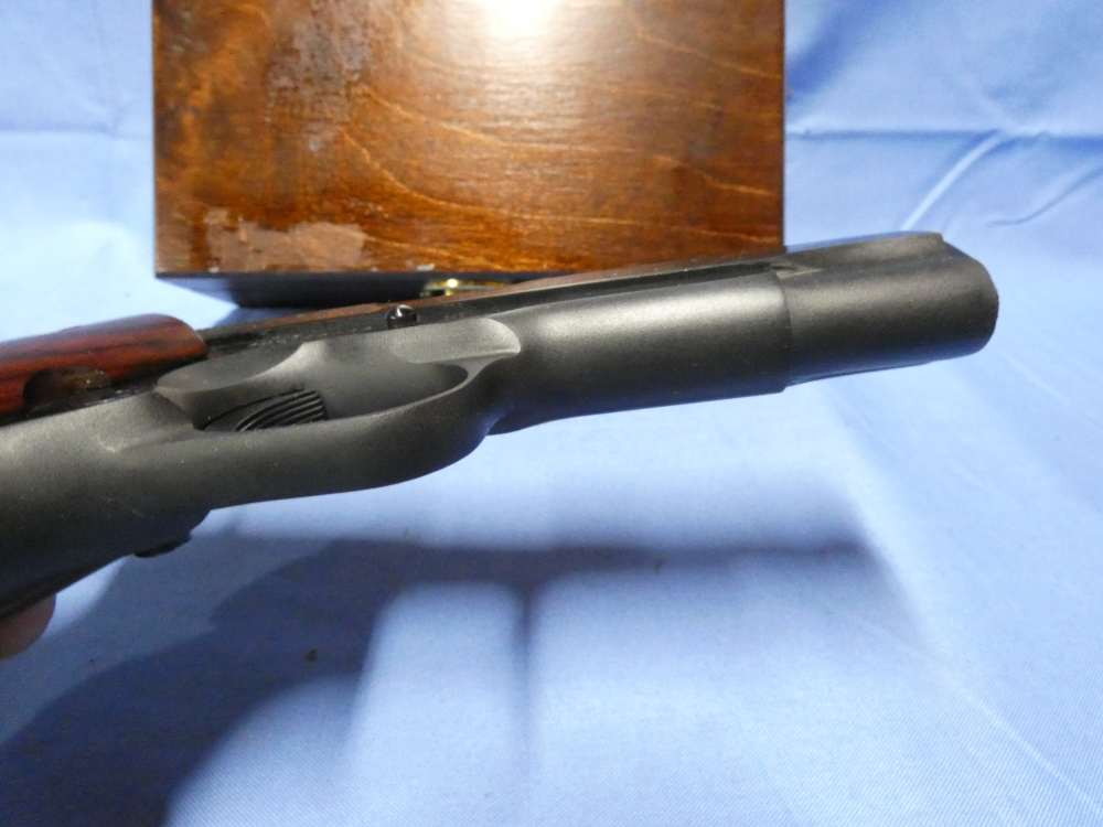 Minty 1982 Colt Combat Commander .45 ACP Possibly Unfired 4.25" w/display -img-15