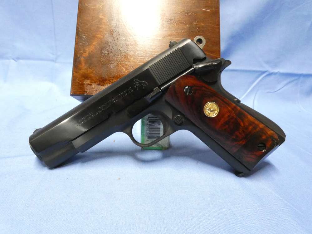 Minty 1982 Colt Combat Commander .45 ACP Possibly Unfired 4.25" w/display -img-1
