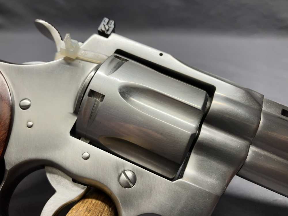 Gorgeous Colt Python Elite - .357 Magnum - 6" Barrel w/ Case - MFD 2000-img-17
