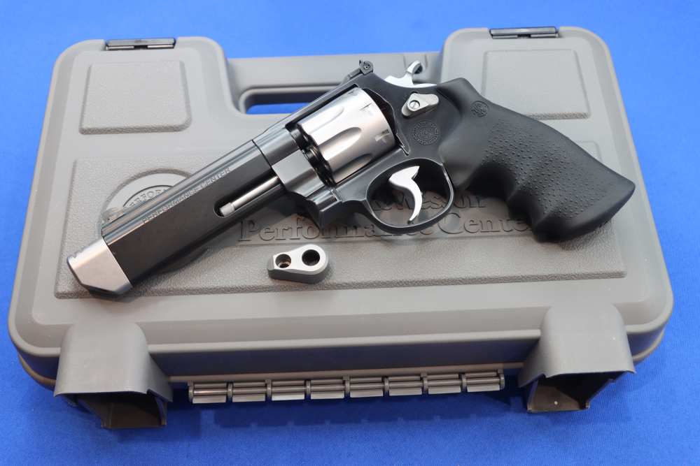 S&W Performance Center Model 627 V-COMP Revolver 8RD 357MAG PC 170296 NEW-img-27