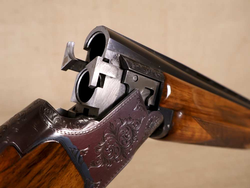 B.C. Miroku Field Grade 12-Ga. 30"Vent Rib Over/Under 2-3/4" Shotgun 1970's-img-43
