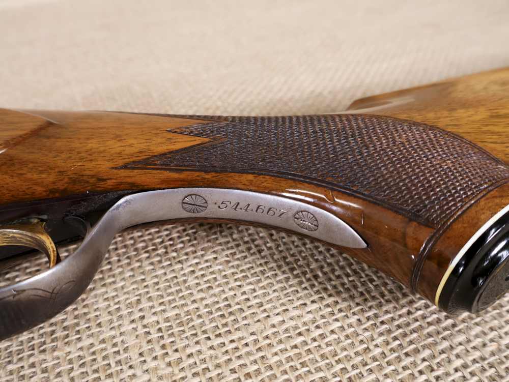 B.C. Miroku Field Grade 12-Ga. 30"Vent Rib Over/Under 2-3/4" Shotgun 1970's-img-33
