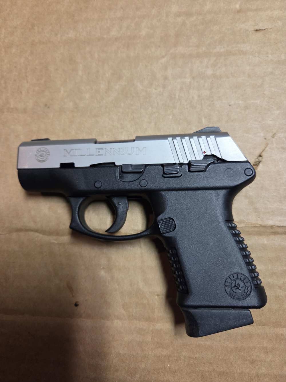 Taurus PT 111 Millennium Pistol 9mm Cal. Very Good Cond.-img-2