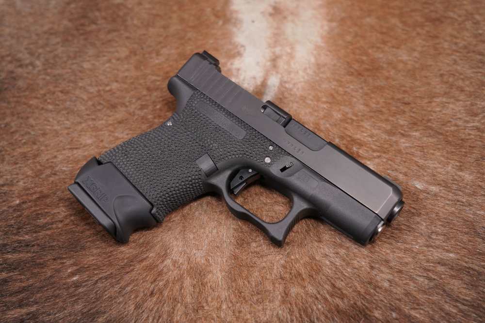 Custom GLOCK 27 Gen 4 .40 S&W Stippled Frame Optic Ready Semi-Auto Pistol-img-1