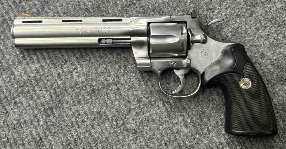 *Classic 1994* Colt Python Six-Shot Revolver w/ 6" Barrel - .357MAG-img-3