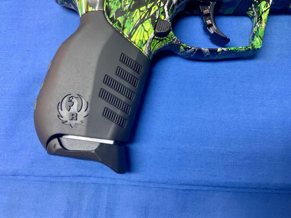 Ruger SR-22 Two Tone 3.5” 10+1 Very Clean Used -img-8