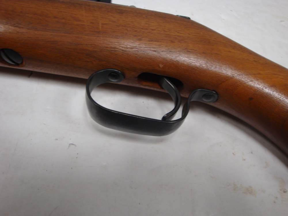 Sheridan Model  Blue Streak 5MM Walnut Air Rifle -img-15
