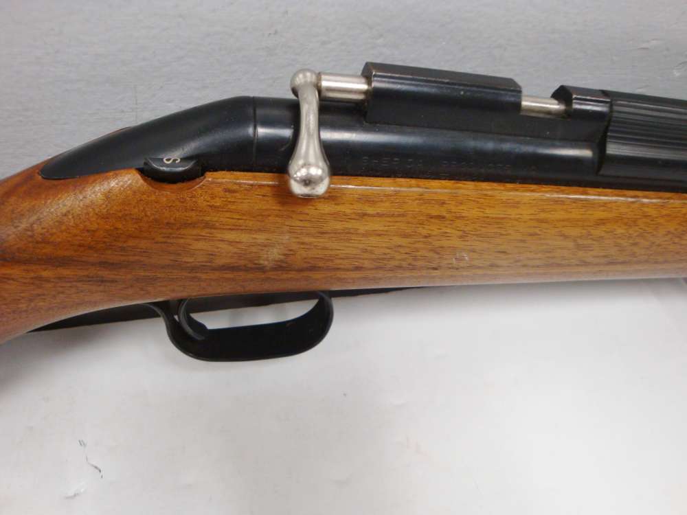 Sheridan Model  Blue Streak 5MM Walnut Air Rifle -img-5