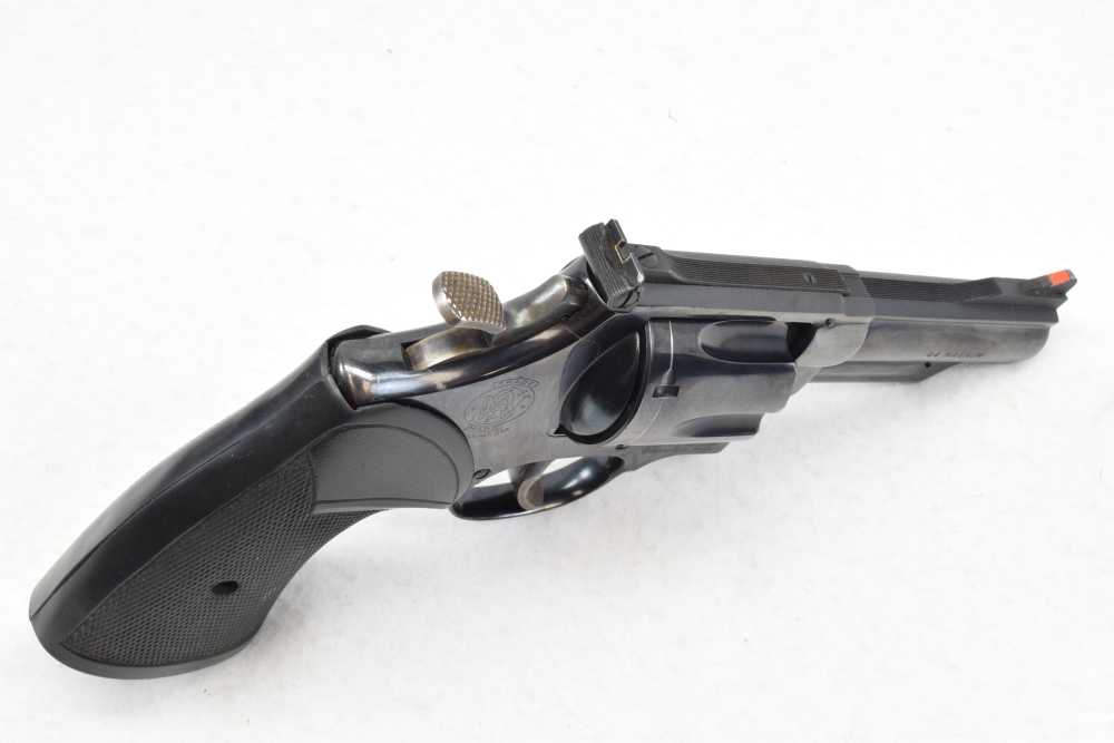 Smith & Wesson 29-2 44Mag 4" Great Shape-img-4