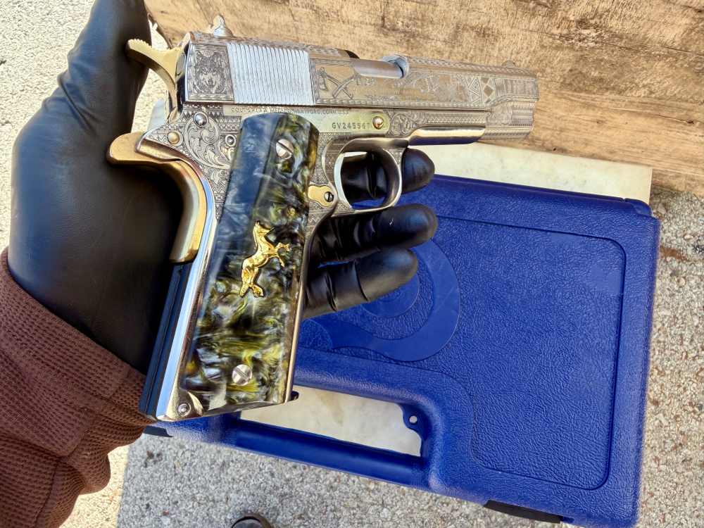 Colt 1911 Native Wolfpack Theme Mirror Polished nickel & 24k -img-18