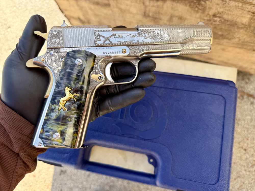 Colt 1911 Native Wolfpack Theme Mirror Polished nickel & 24k -img-17