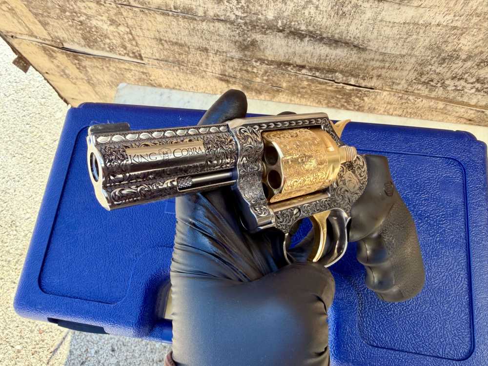 Colt King Cobra High Polished Stainless Steel & 24k Gold 3” barrel-img-17