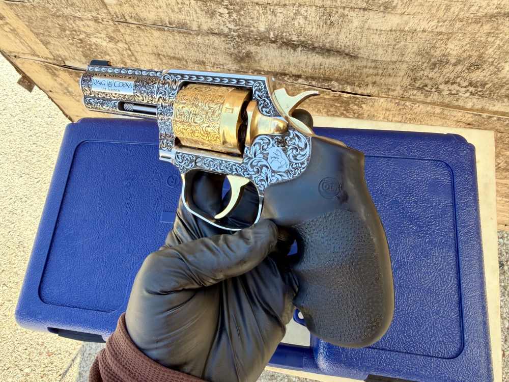 Colt King Cobra High Polished Stainless Steel & 24k Gold 3” barrel-img-15