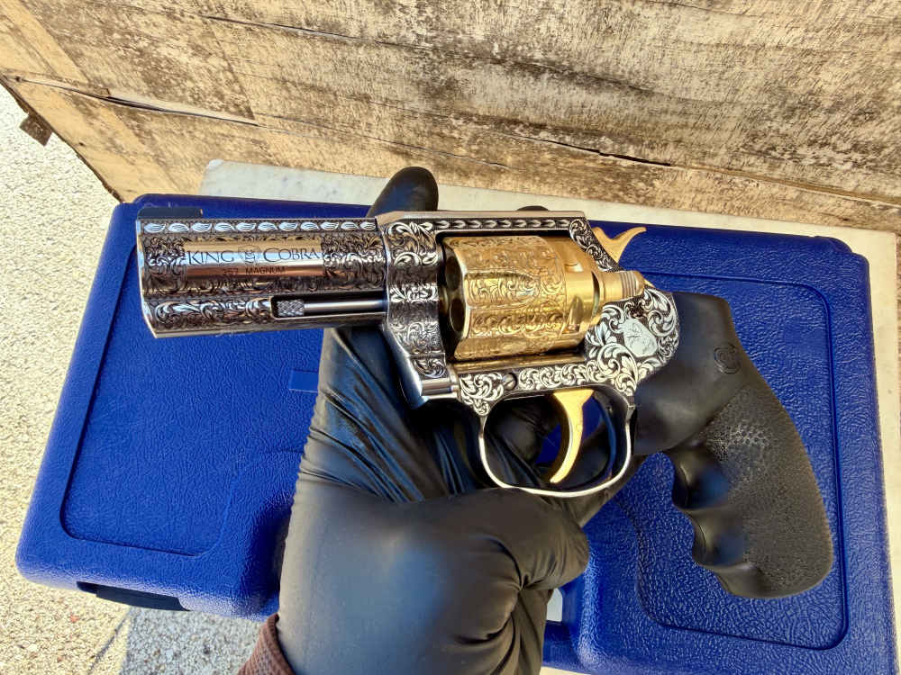 Colt King Cobra High Polished Stainless Steel & 24k Gold 3” barrel-img-16