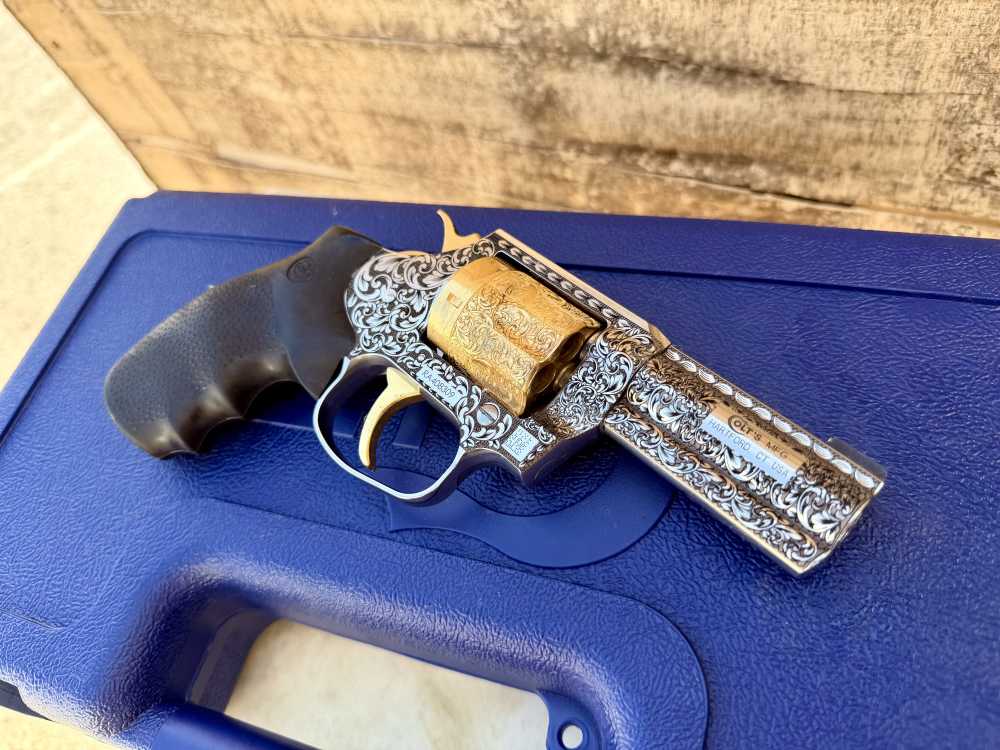Colt King Cobra High Polished Stainless Steel & 24k Gold 3” barrel-img-7