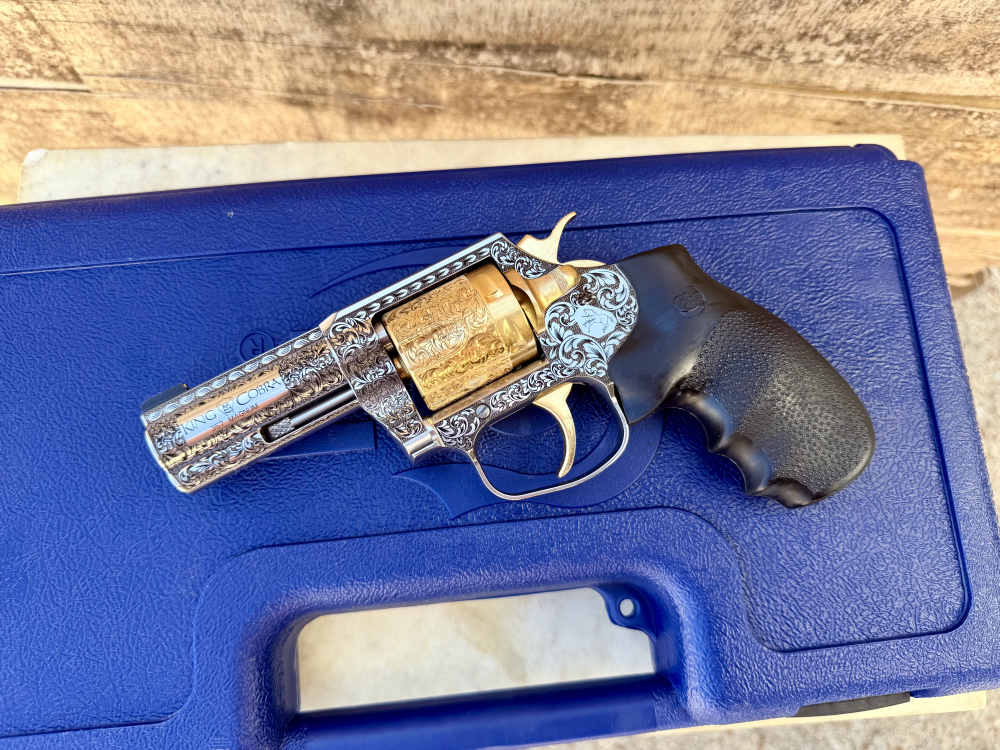 Colt King Cobra High Polished Stainless Steel & 24k Gold 3” barrel-img-0