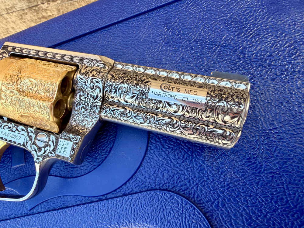 Colt King Cobra High Polished Stainless Steel & 24k Gold 3” barrel-img-8