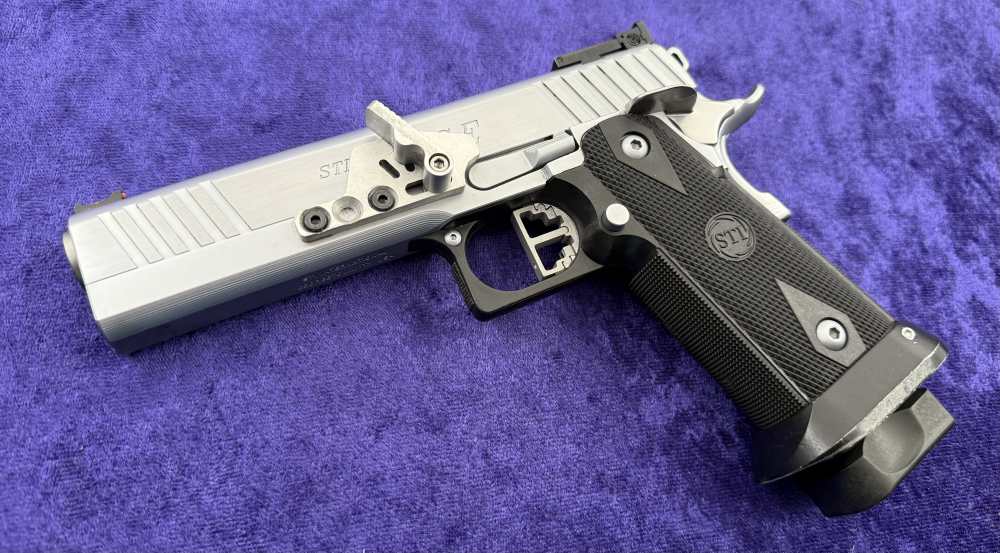 STI Edge DS Double Stack .45 ACP Gas Pedal Square Guard Pre Staccato Boxed-img-3