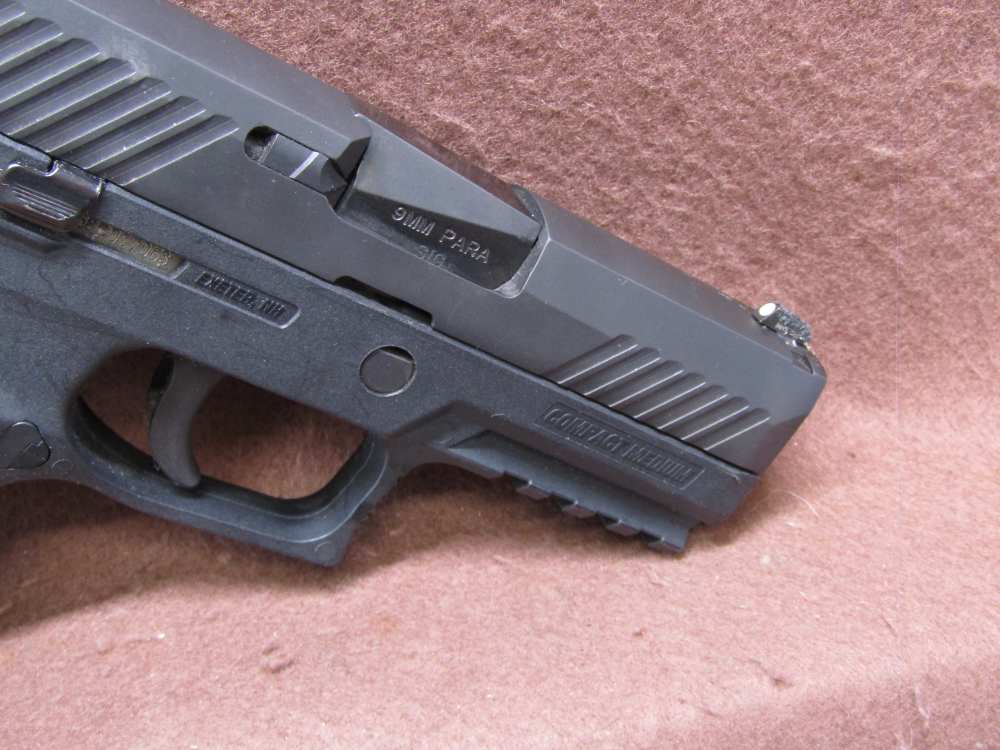 NICE Sig Sauer P320 Compact 9 mm Semi 3.75" BRL 15 Rd Mag VG Bore-img-4