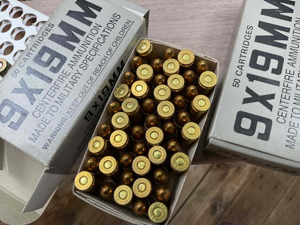 British 303,9mm,380 ammo-img-3