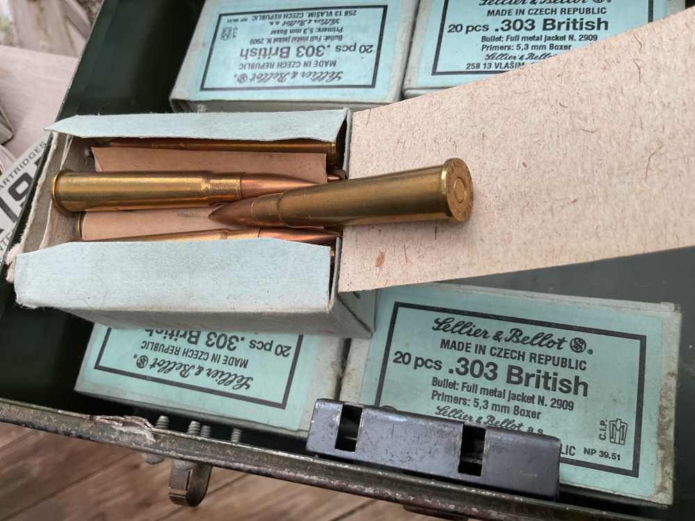 British 303,9mm,380 ammo-img-1