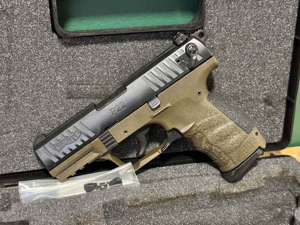 Walther P22 OD Green .22 Lr Semi Auto Pistol 3.5" w/ Orig Box & 2 mags-img-1