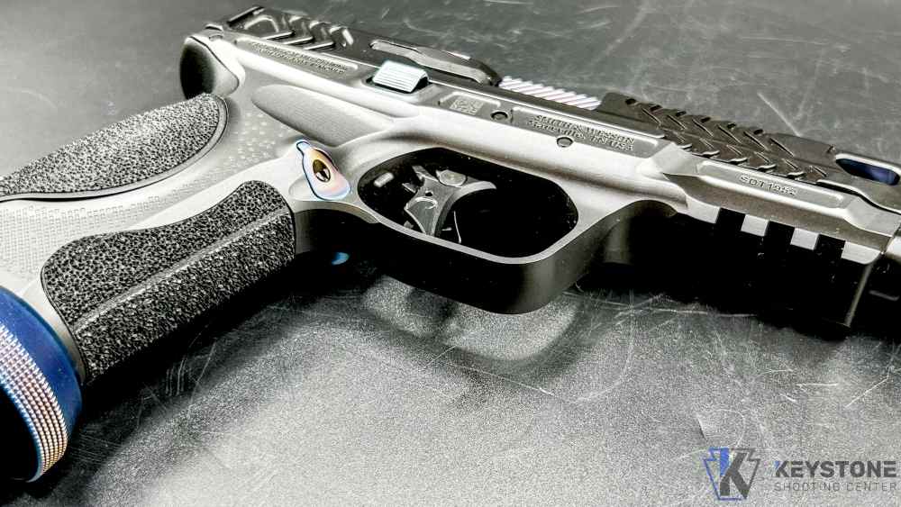 LNIB Smith & Wesson M&P9 2.0 Spec Series V Metal HD 4.8" w/ Original Box-img-10