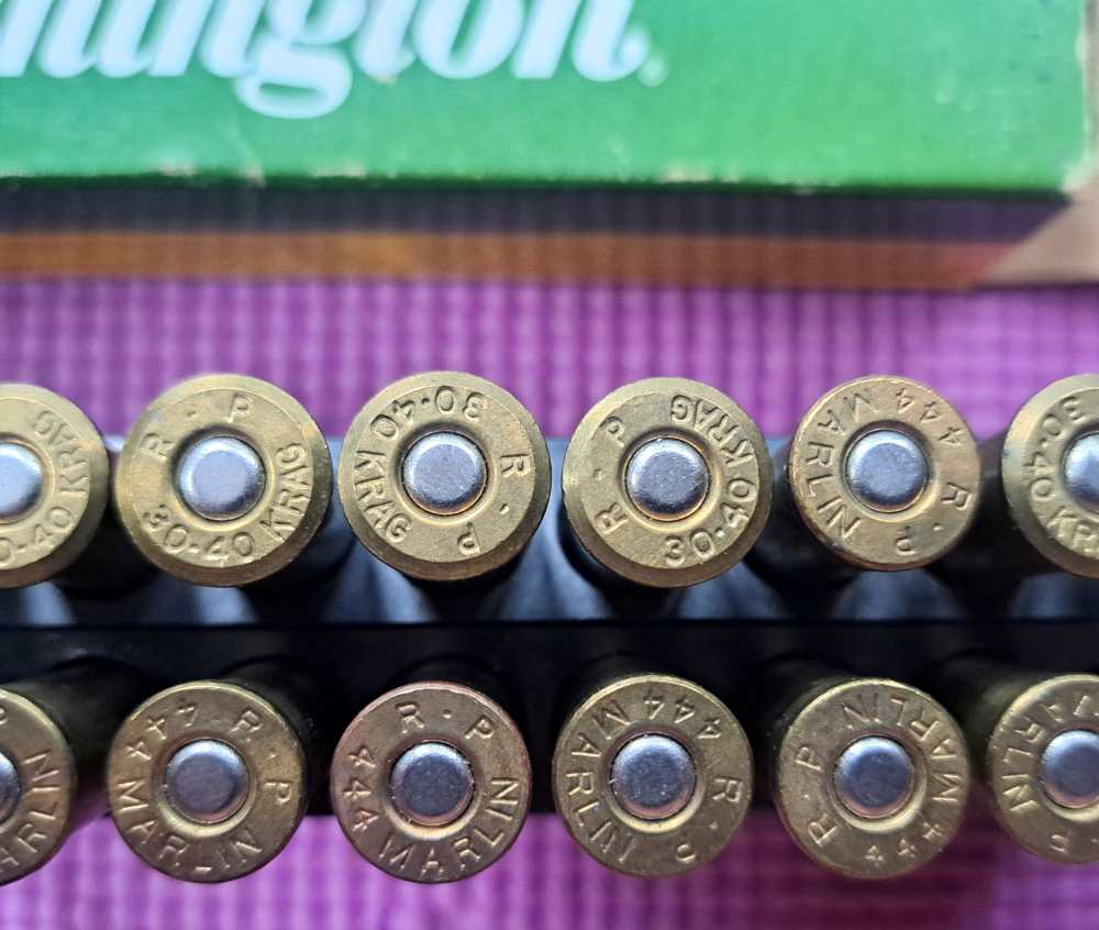 Thirty Three Scarce Reloaded 38-72 WCF Cartridges-img-7