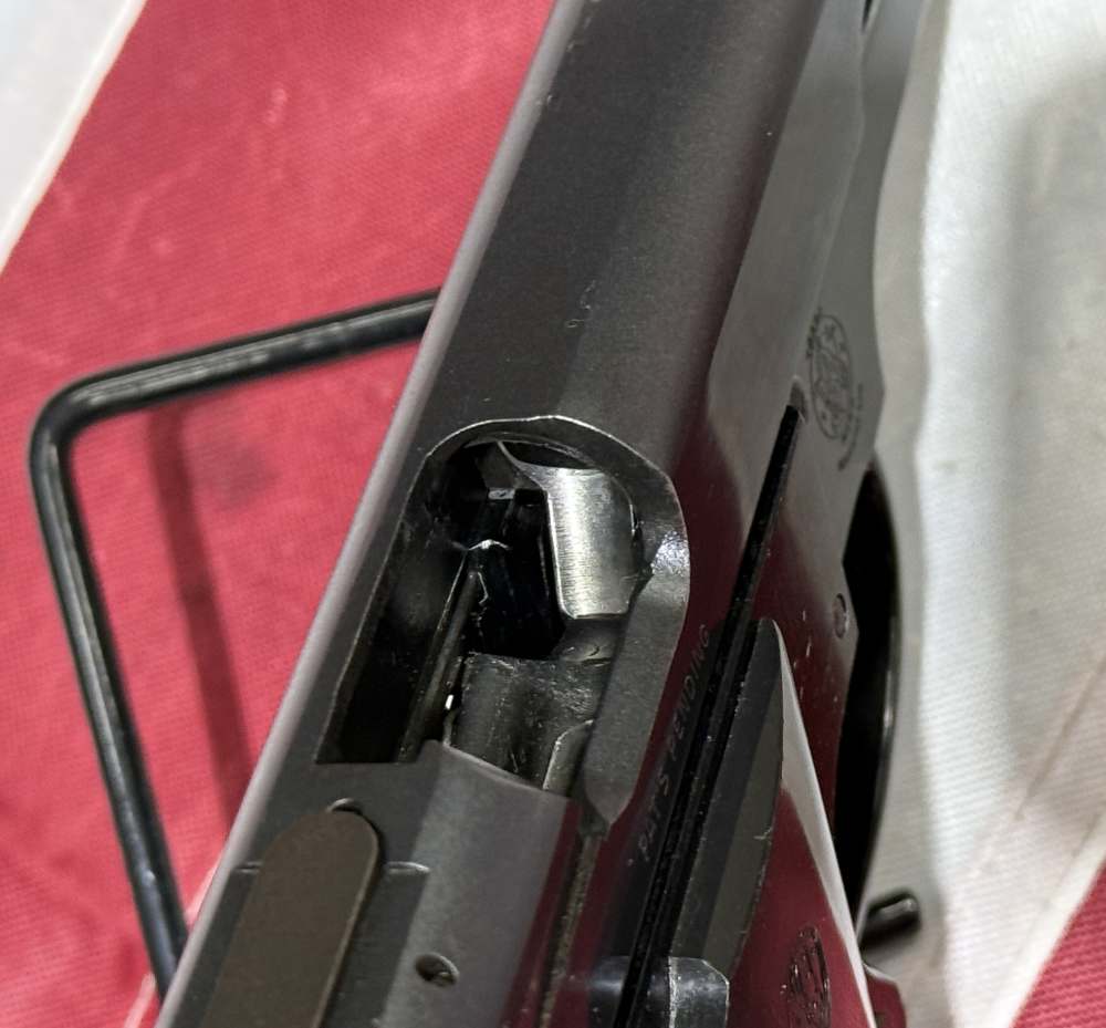 Smith & Wesson Model 59 9mm Pistol-img-9