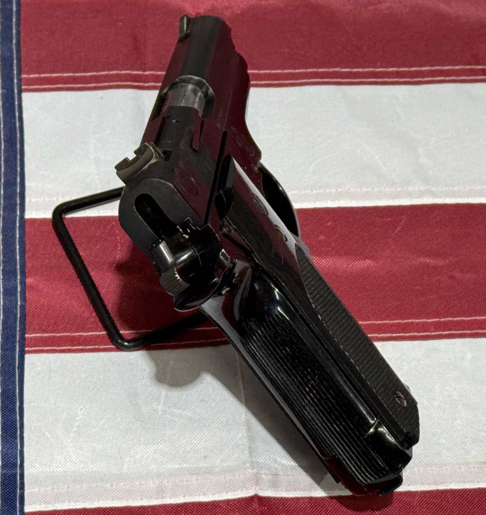 Smith & Wesson Model 59 9mm Pistol-img-7