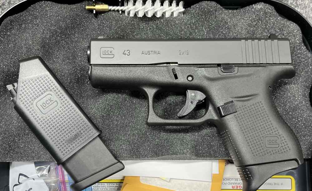 Glock 43 G43 Austria 6rd w Vickers Trigger + Aliengear Holster PENNY Start-img-0