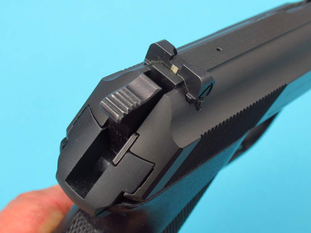 MINTY 1993  German Walther P5 9mm luger with all Giblets P38 P1 P88-img-56