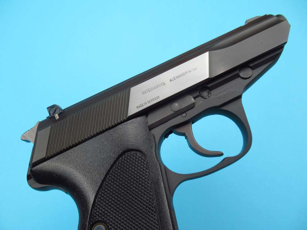 MINTY 1993  German Walther P5 9mm luger with all Giblets P38 P1 P88-img-36