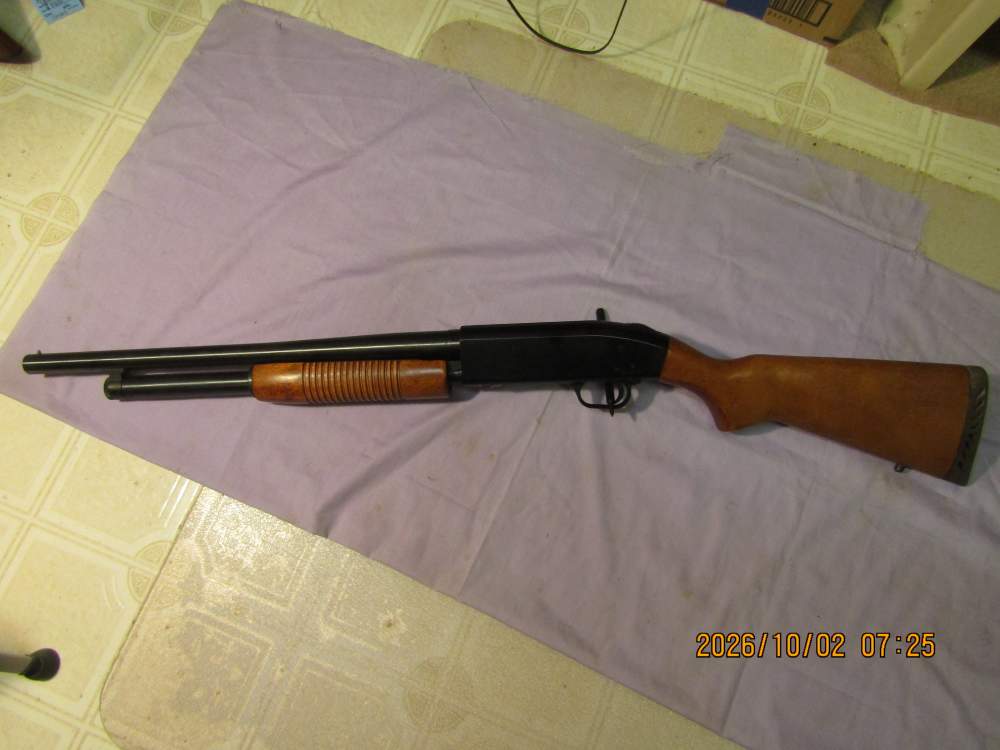 Mossberg, 500A, 12 ga., 3 inch chamber,  cylinder choke, 18 1/2 inch barrel-img-5
