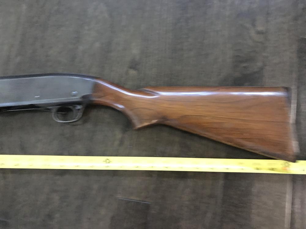 Remington Model 31 12 Gauge Pump Shotgun with Choke -img-1