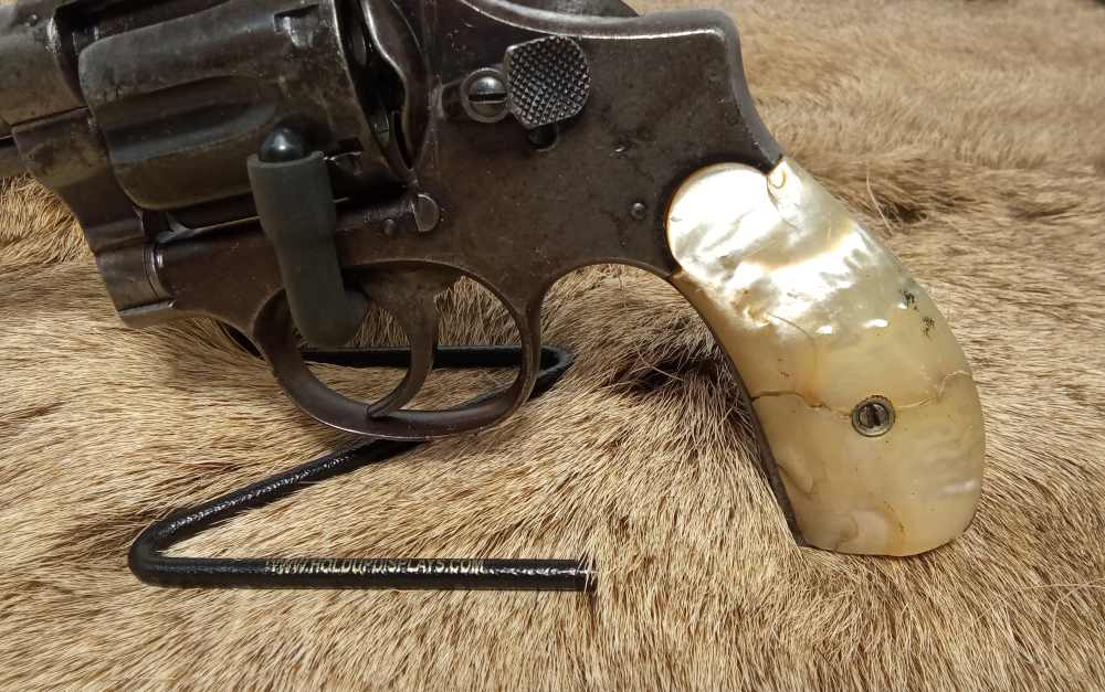 Smith & Wesson 32 Winchester revolver PEARL GRIPS -img-1