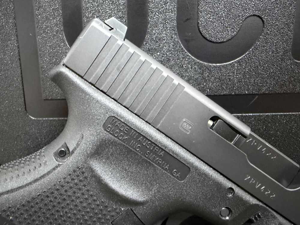 GLOCK 26 GEN 4 9MM ORIGINAL BOX 3 MAGAZINES BLUE LABEL USED PG2650202-img-10