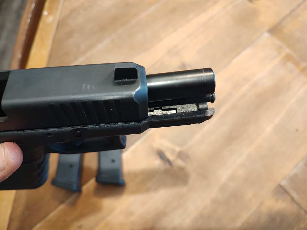 Glock 19 Gen 3 w/ Aftermarket Slide + 2 Mags-img-3
