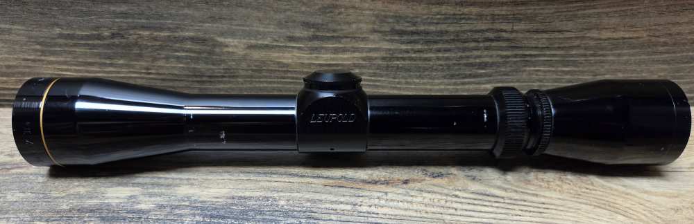 Gloss Leupold Vari- X IIc 2-7x33 Duplex Rifle Scope -img-0