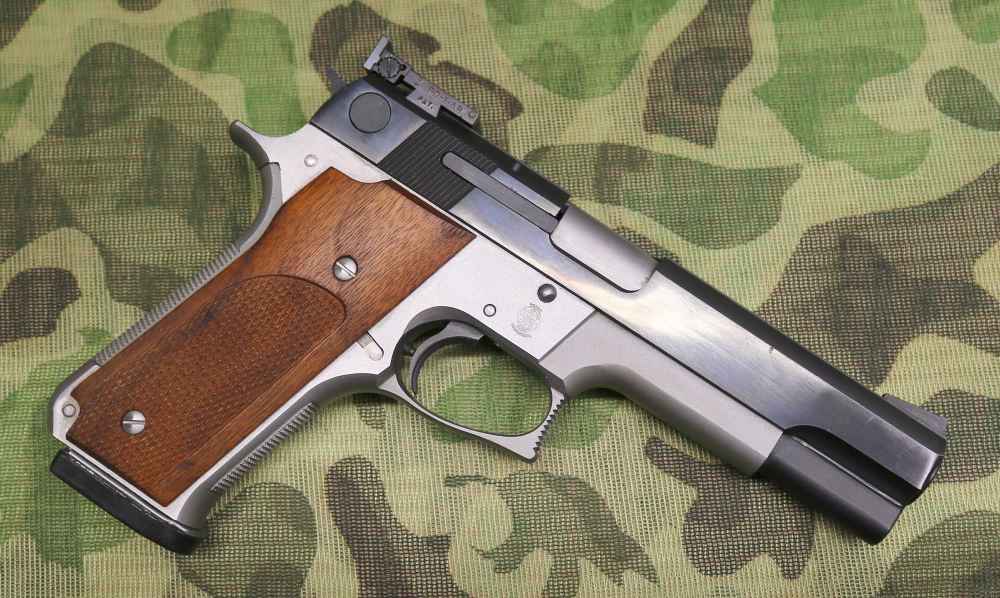 S&W 745 pistol 45-Auto 5", Pre-owned-img-0