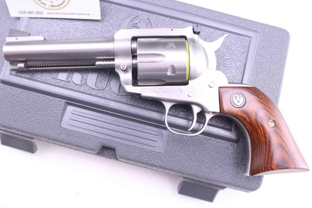 Ruger New Model Blackhawk 357 Mag 38 Spl 4 4/8" Stainless Mint Unfired -img-4