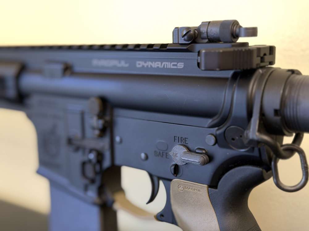Ultimate Collector Knights Armament Magpul SR-15-img-10