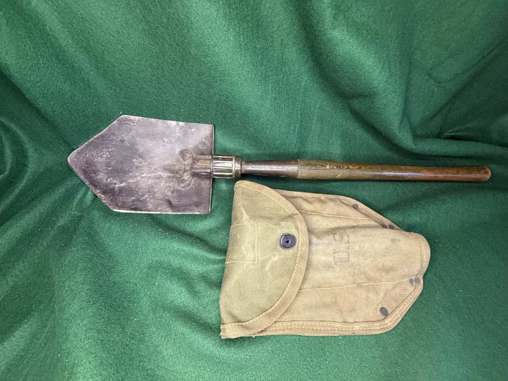 WWII US M1943 Folding Shovel Ames 1944 1945 Cover Carrier Kesler WW2 E-Tool-img-0