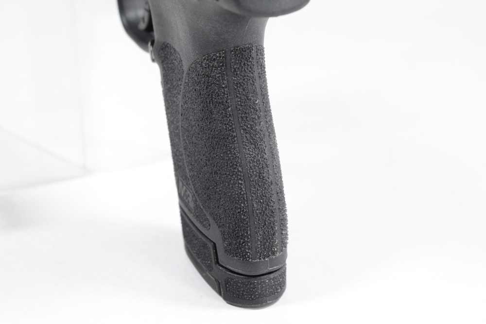 Smith and Wesson S&W M&P Shield 9mm Compact Carry w/ Crimson Trace Laser-img-10