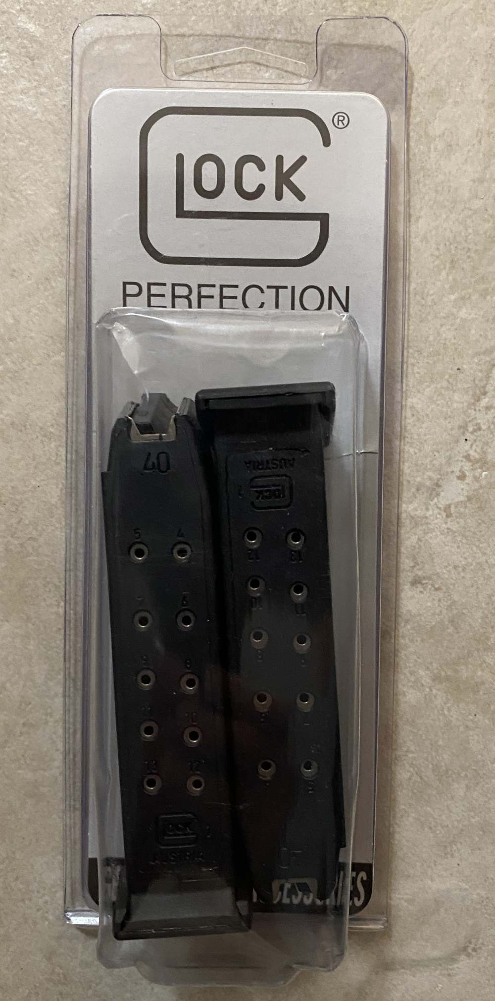 NOS Genuine Factory Glock 23 .40 S&W Magazines 2 PACK-img-2