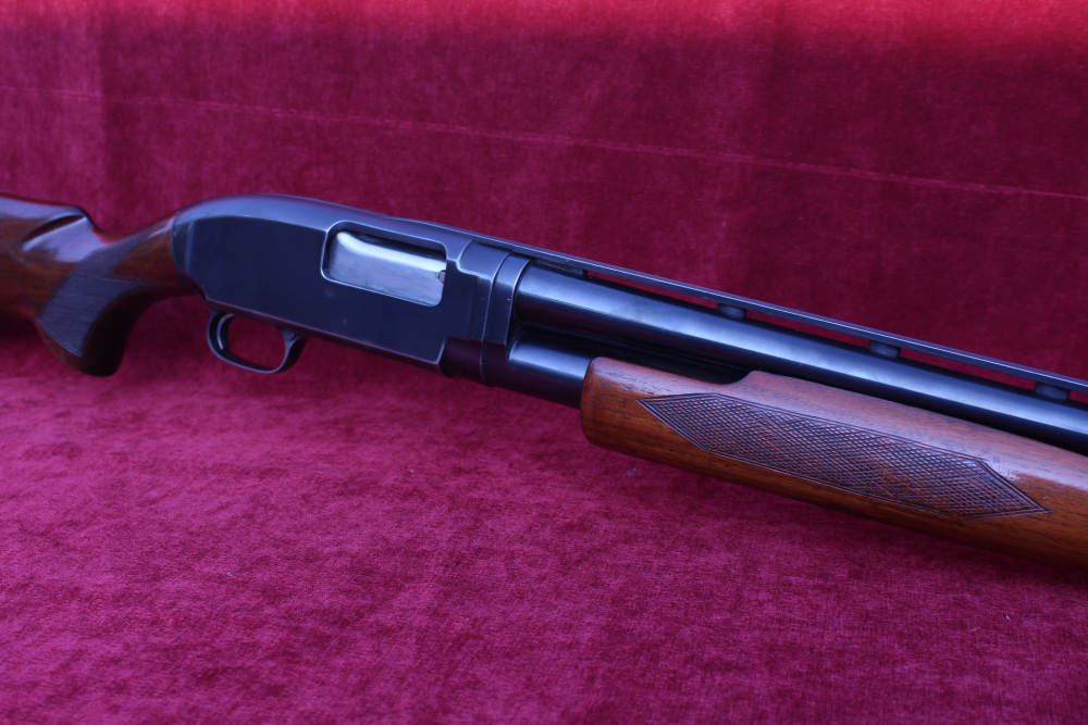 Winchester Model 12 1912 12Ga 2 3/4" 28" VEnt Rib Deluxe 1954 Clean -img-13