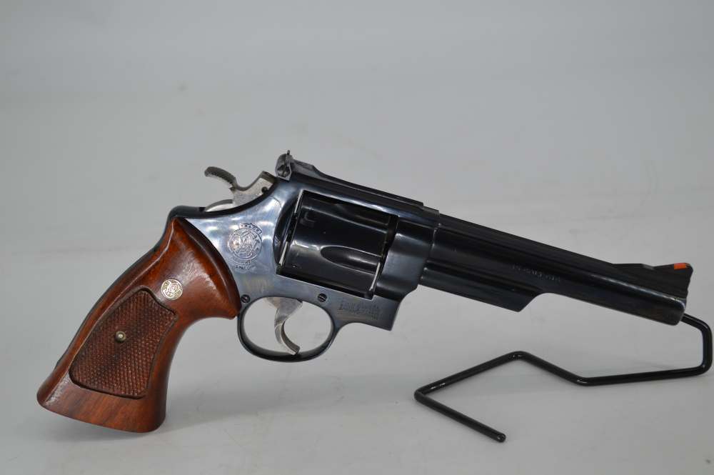 Smith & Wesson 25-5 45 colt 6 shot Revolver Classic Wheel gun -img-0