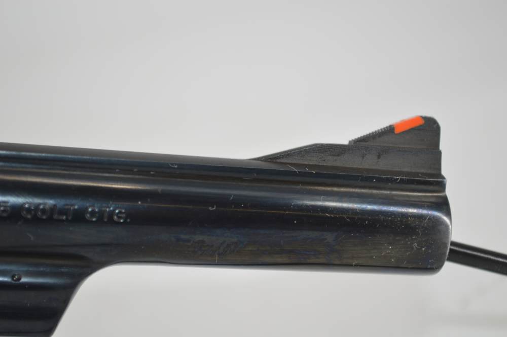 Smith & Wesson 25-5 45 colt 6 shot Revolver Classic Wheel gun -img-13
