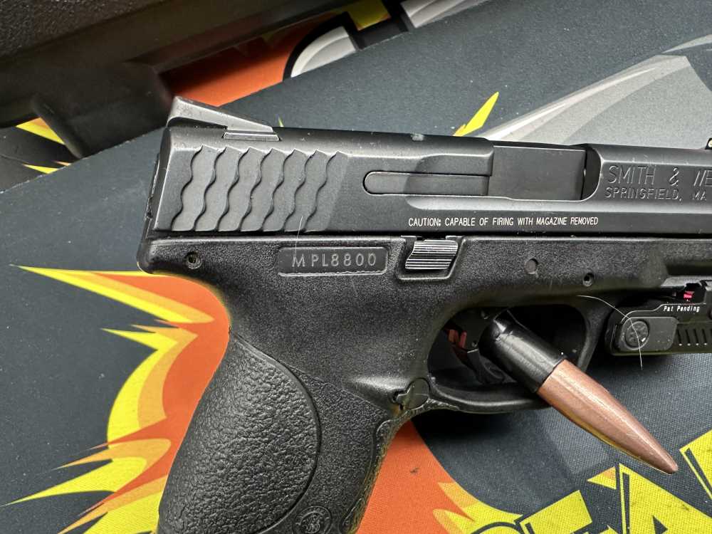 S&W M&P9c 9mm 3.5in 2-12rd Mags Laser Case Penny Start No Reserve-img-5