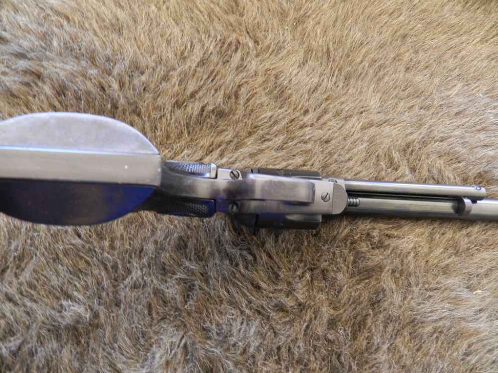 Colt Buntline Scout 22 Caliber 9 1/2" Blue NIB-img-9